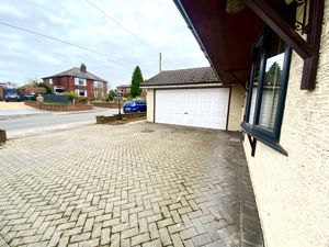 Ample Parking- click for photo gallery